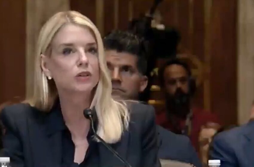 Pam Bondi, fiscal de EU, incluye a México en lista de adversarios