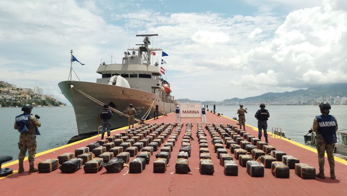 Aseguran semisumergible con más de 3 toneladas de cocaína en Guerrero