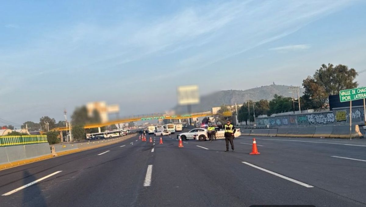 Transportistas bloquean la autopista México-Puebla 