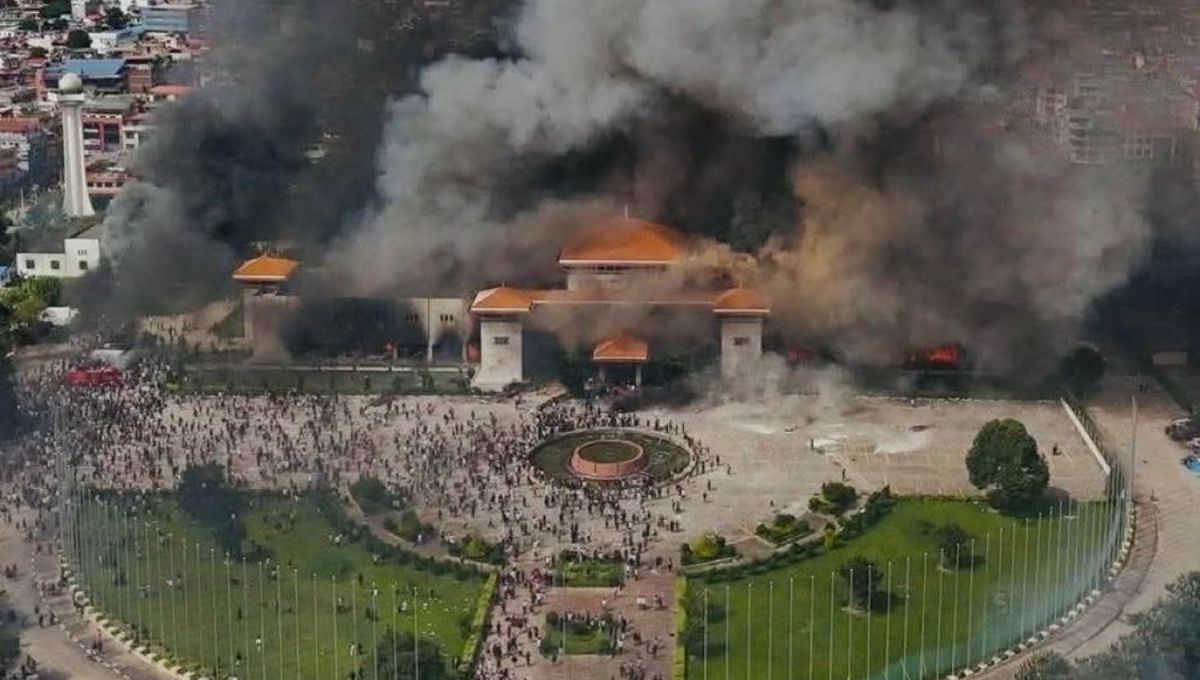 Protestas en Nepal tras prohibición de redes sociales; reportan 19 muertos y cientos de heridos