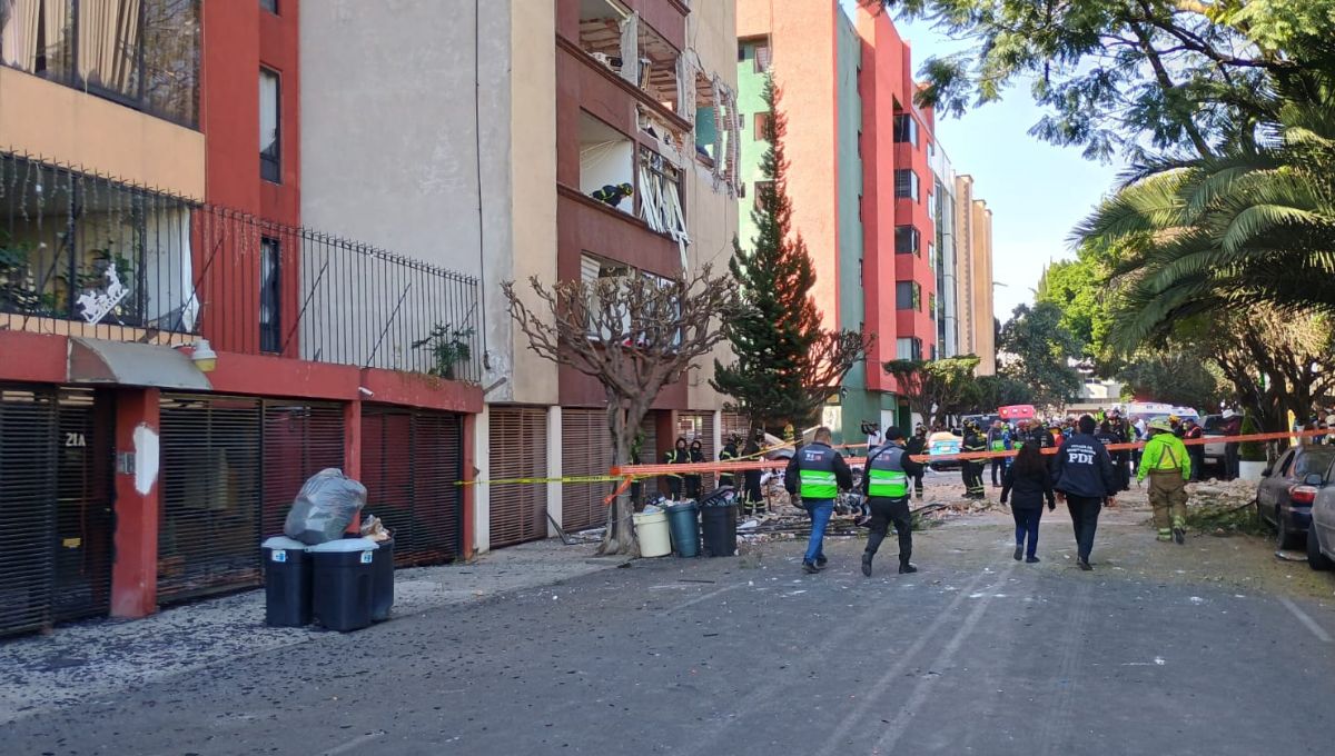 Explosión por acumulación de gas en edificio de Taxqueña deja cinco heridos