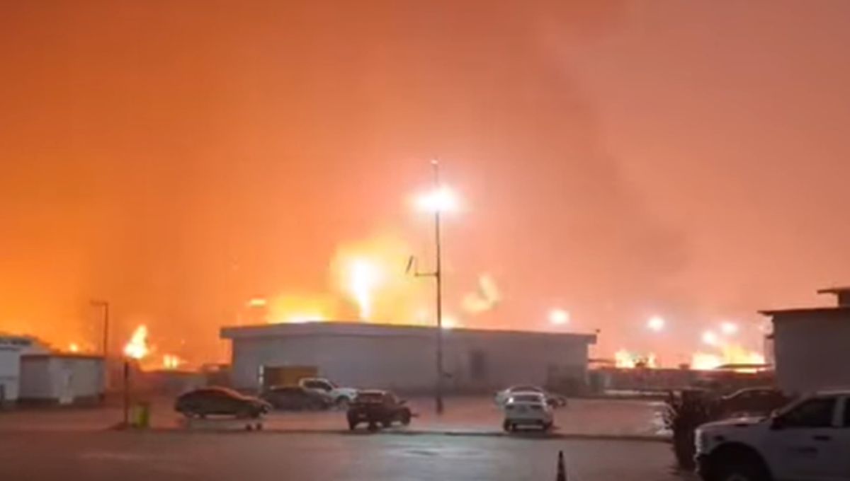 Mueren cinco personas por incendio al exterior de refinería Dos Bocas, informa Pemex