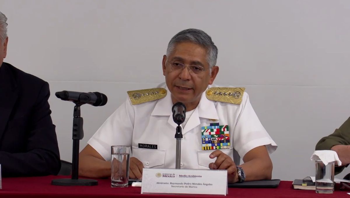 Derrame en el Golfo de México: Semar señala a buque y chapopoteras naturales