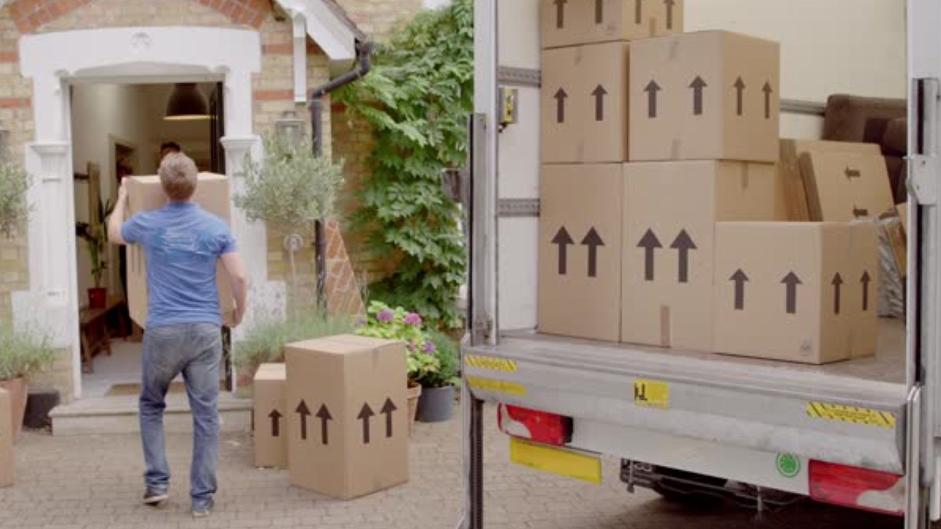 Alertan por fraude de falsas mudanzas en CDMX