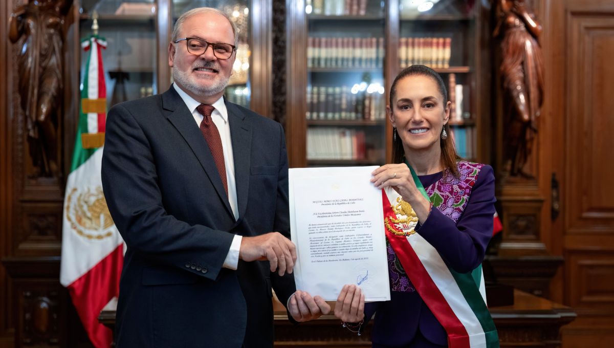 Sheinbaum recibe cartas credenciales de cinco embajadores