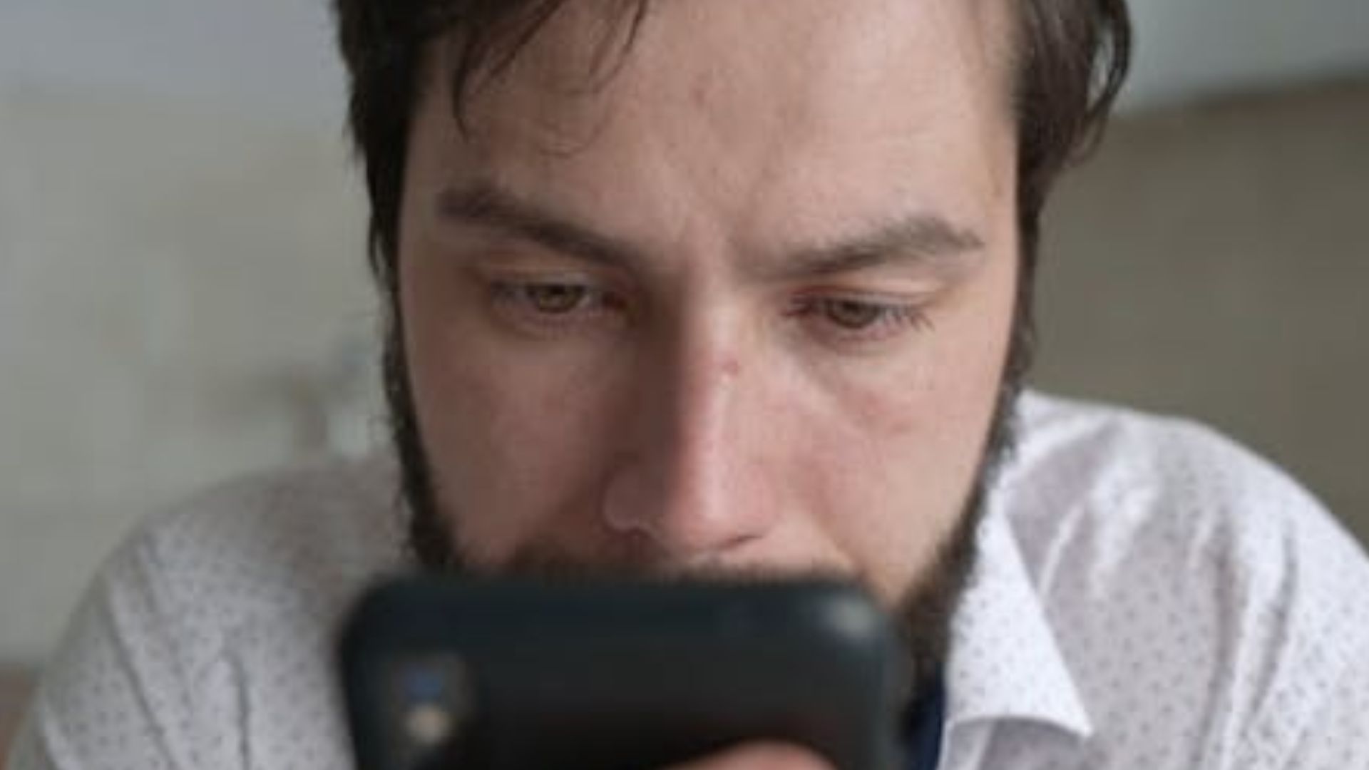 Cómo saber si tienes una deuda con el SAT desde tu celular y cómo pagar