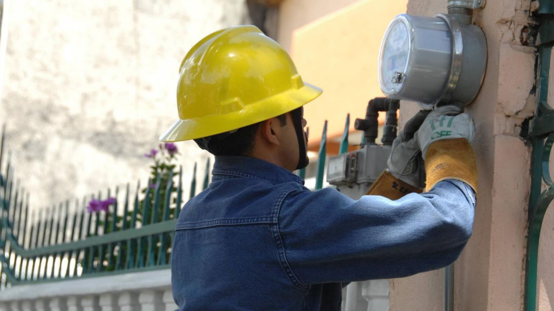 CFE desmiente «operativos casa por casa»