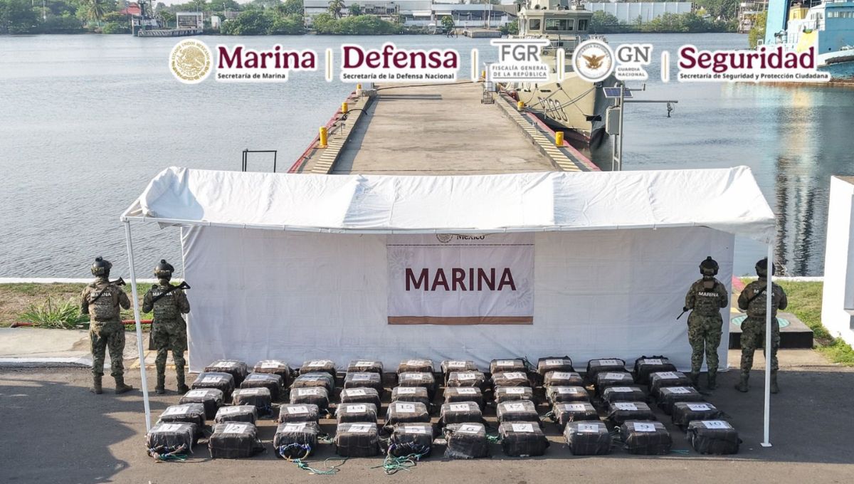 Marina asegura 1.5 toneladas de cocaína frente a costas de Chiapas