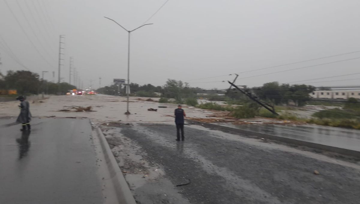 Tormenta en Nuevo León: muere una mujer y suspenden el Fan Fest Monterrey