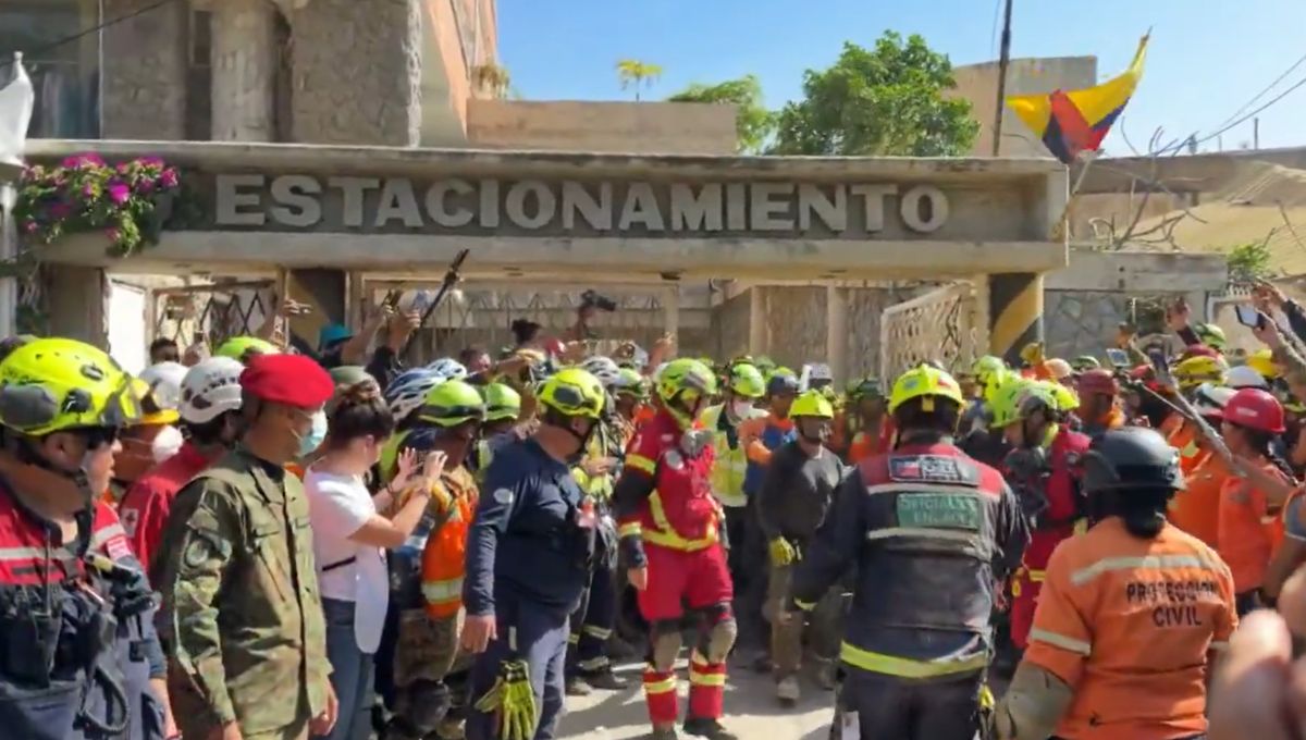 Rescatan con vida a un hombre a ocho días de los sismos en Venezuela