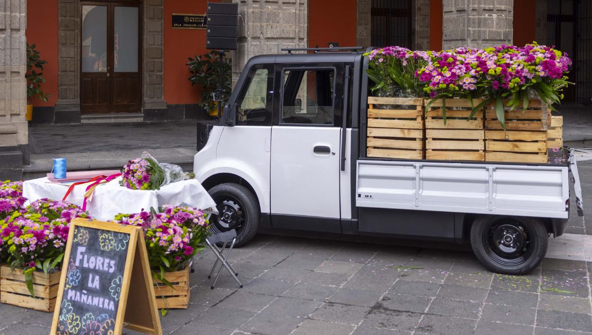 Presentan minivehículo eléctrico Olinia Carga; este será su precio