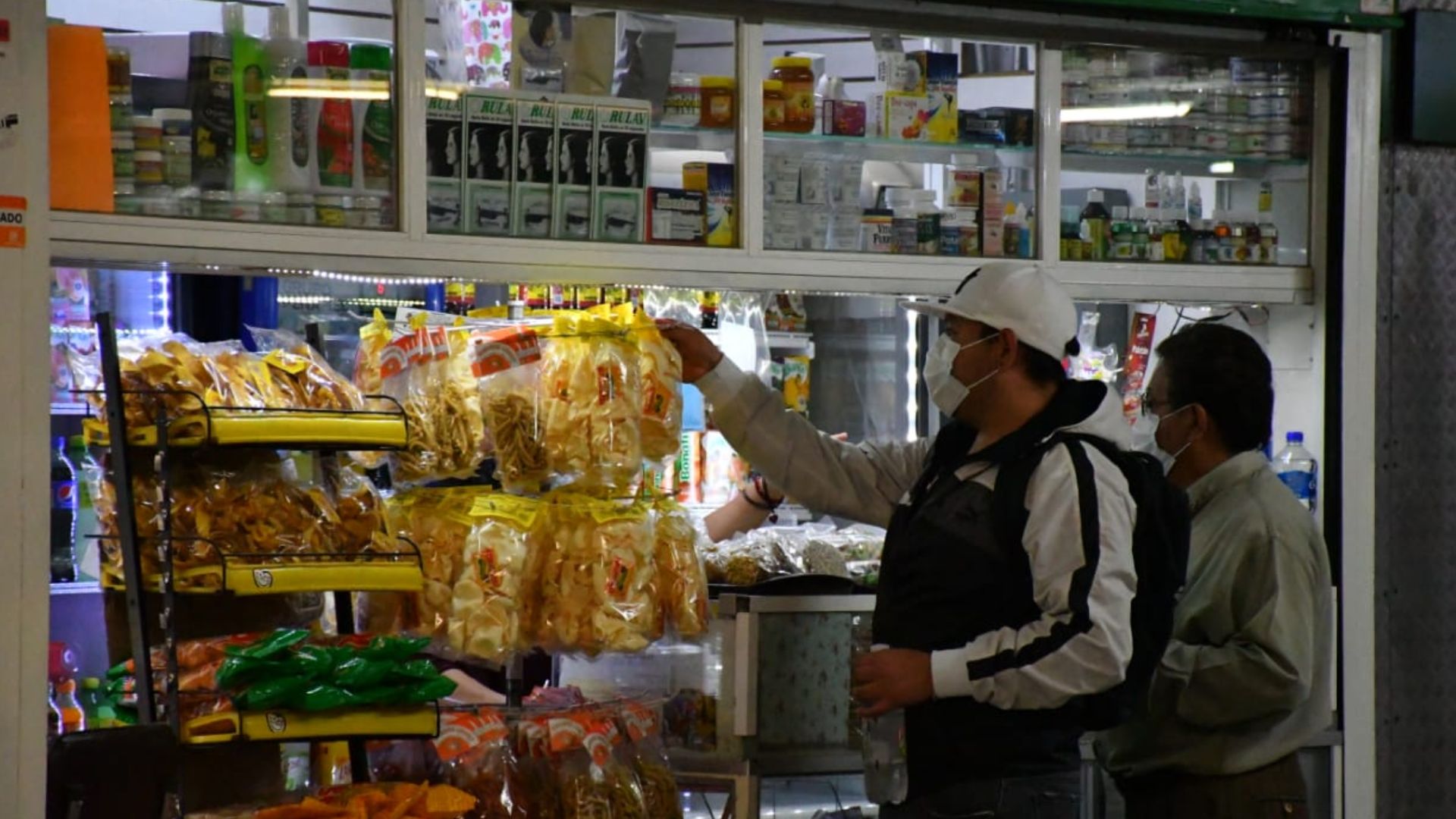 Establecen nuevo reglamento para comerciantes del Metro CDMX
