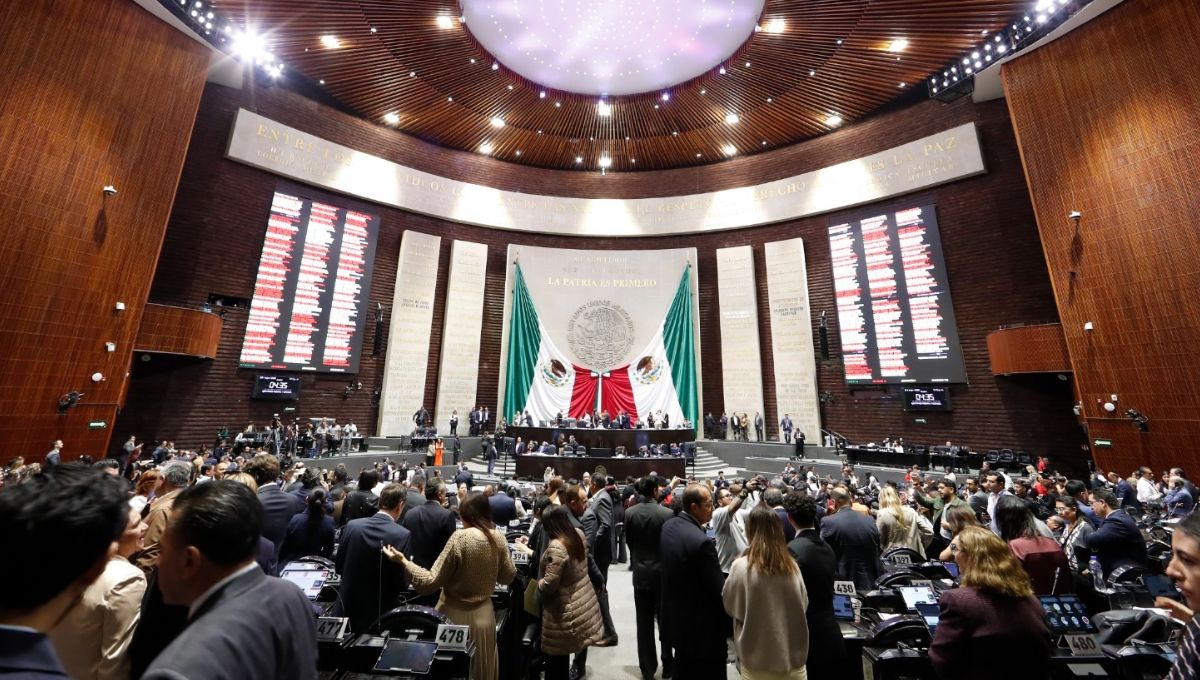 Diputados aprueban reforma contra doble nacionalidad de candidatos