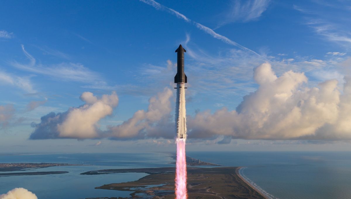 Megacohete Starship de SpaceX alcanza la órbita terrestre por primera vez