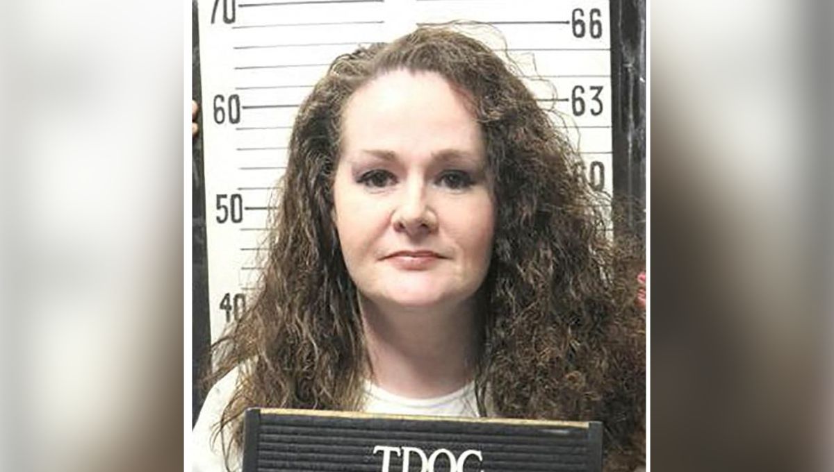 Christa Pike sobrevive a dos inyecciones letales; Tennessee suspende las ejecuciones 